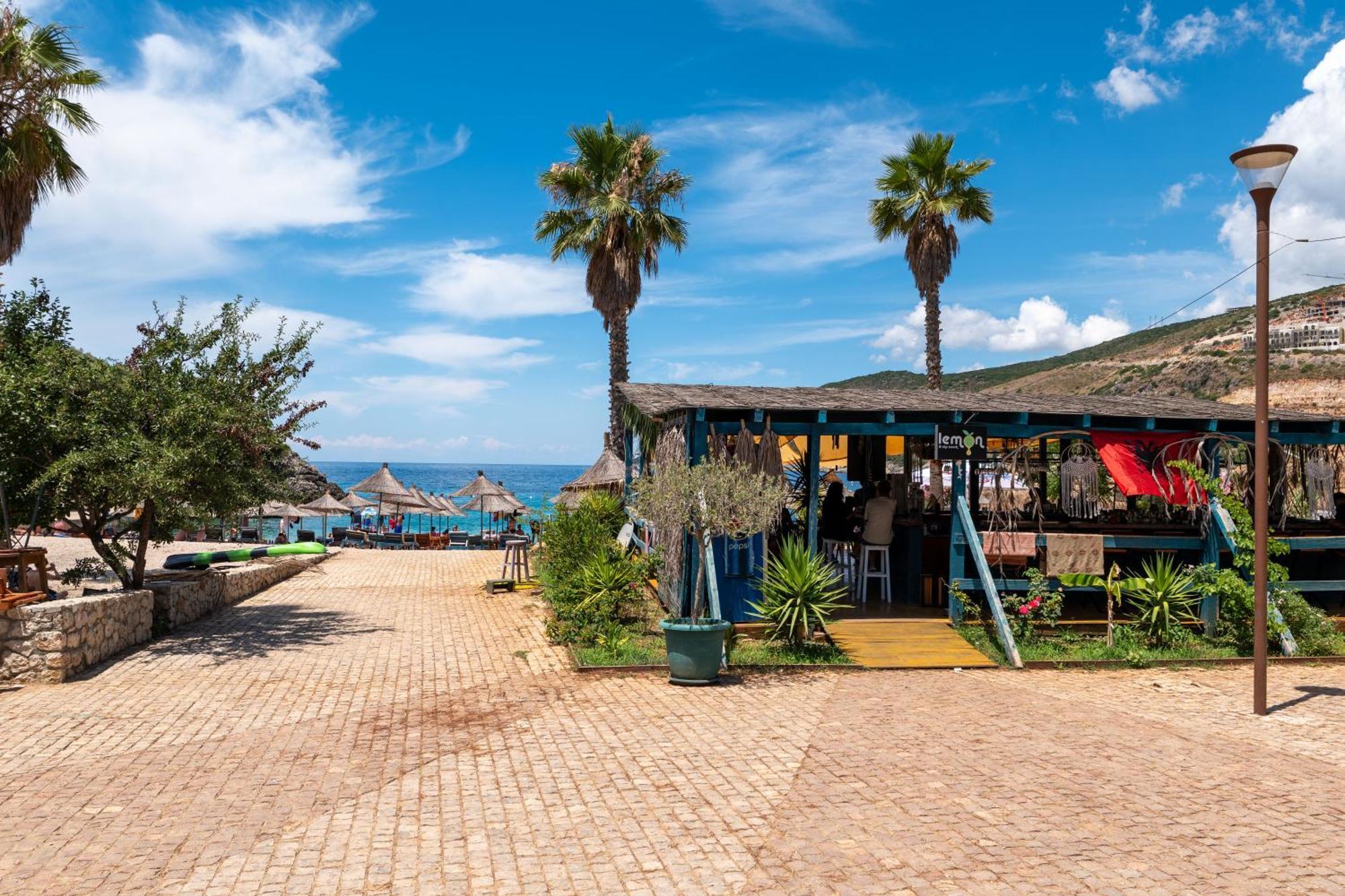 Social Camping Jal Hotel Exterior photo