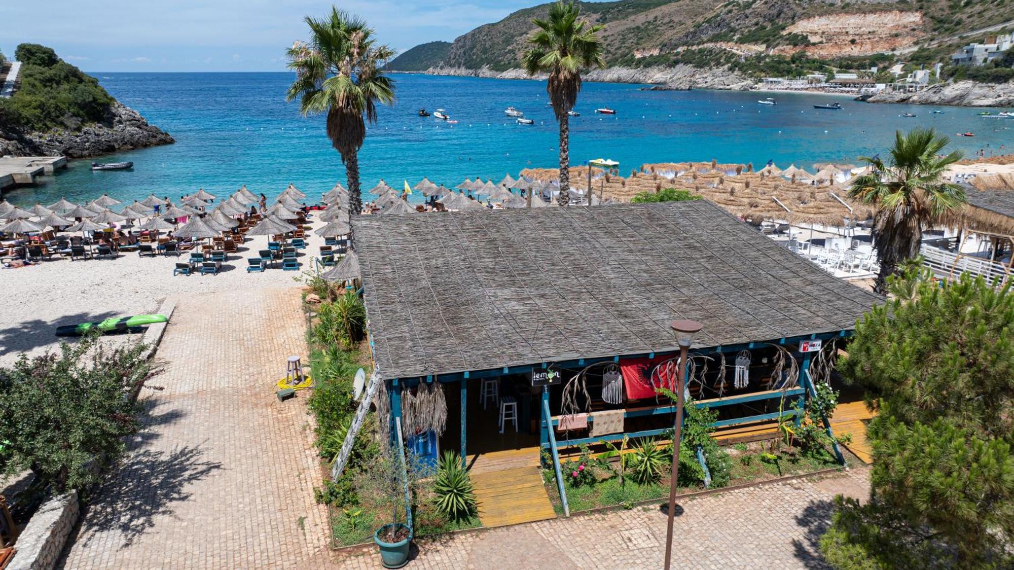 Social Camping Jal Hotel Exterior photo